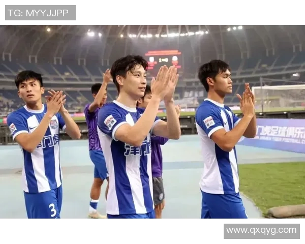 青岛海牛对决成都蓉城林良铭的精彩表现与赛场分析