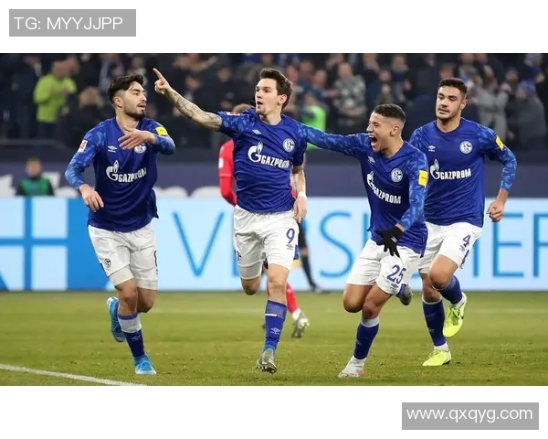 拜仁胜沙尔克，继续追赶领头羊，领先优势逐渐缩小